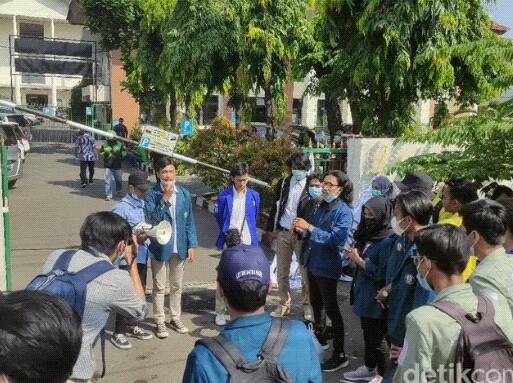 Terkait Demo Omnibus Law Ricuh di Semarang 4 Mahasiswa Divonis Hukuman Percobaan